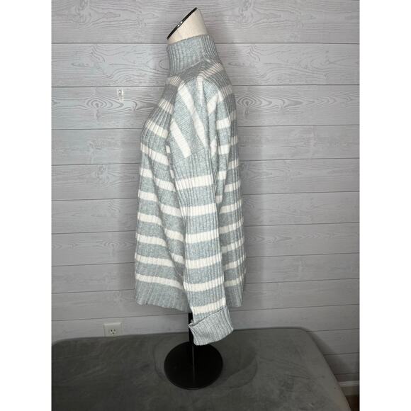 Loft gray & white striped ribbed knit mock t-neck pullover sweater Size L NWT - Picture 2 of 7